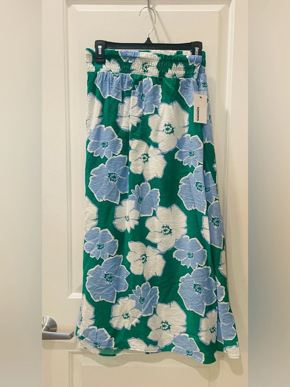 NEW…Sonoma Floral Button-Front Midi Skirt - Picture 2 of 3